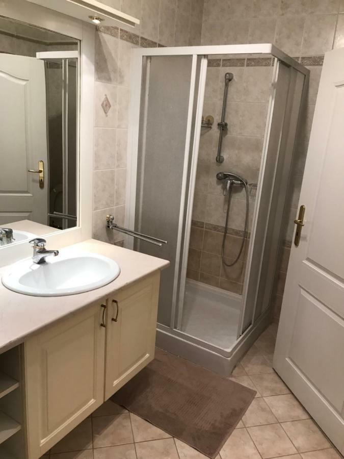 Gábor Pál 1 Apartman 2 szoba Dunafoldvar Kültér fotó