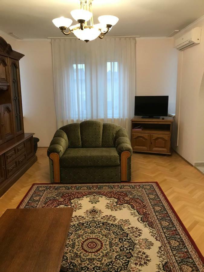 Gábor Pál 1 Apartman 2 szoba Dunafoldvar Kültér fotó